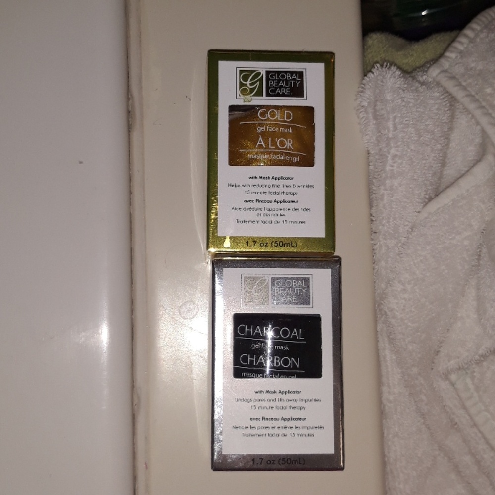 BNIB GLOBAL BEAUTY CARE MASKS
